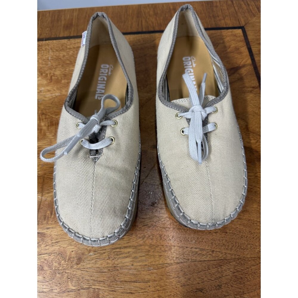 Clark’s Originals Women’s 9.5 Beige Canavs Crepe Sole Sneaker shoes Natural